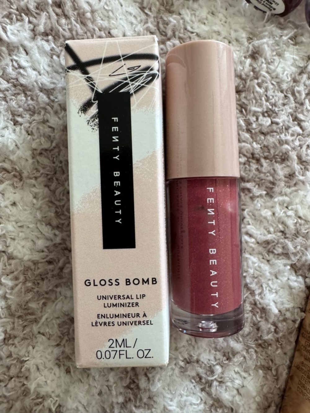 Fenty Beauty Gloss Bomb Lip Luminizer - RiRi